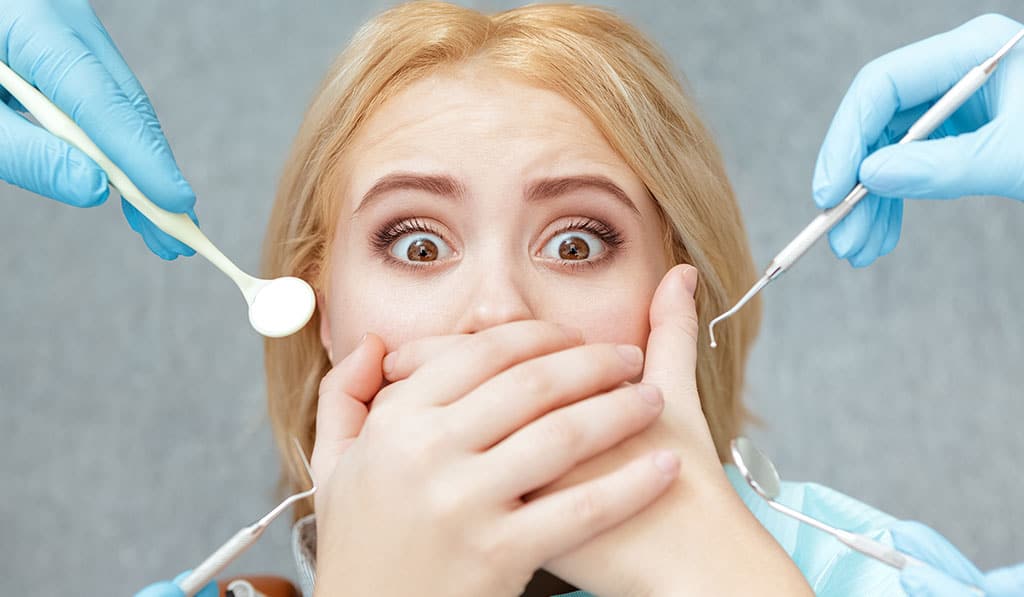 Paura del dentista? 10 motivi per non averne più